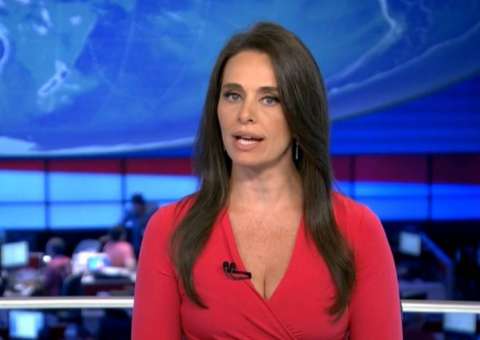 Carla Vilhena surpreende seguidores ao publicar foto nas redes sociais