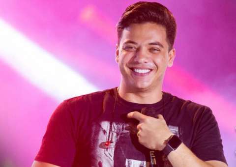 Vidente que previu acidente com Chapecoense diz que Wesley Safadão pode ficar paralítico  