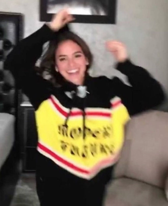 De férias, Neymar mostra Bruna Marquezine 'pirando' ao encontrá-lo nos EUA