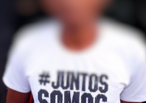 Mulher trava luta corporal com suspeito para não ser estuprada em Manaus