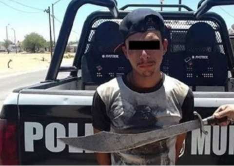 Autoridade do México consente polícia matar criminosos que utilizem facão 