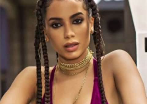 Revelado quem é o cinegrafista gato que deixou Anitta apaixonada durante gravações de clipe