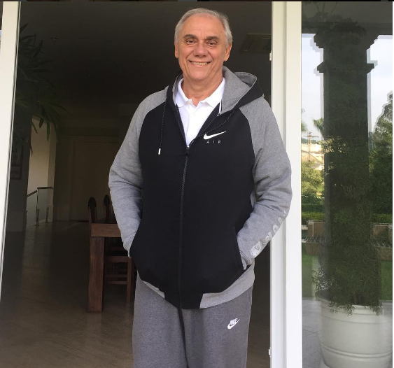 Após ser 'detonado' por Valdemiro Santiago, Marcelo Rezende recebe apoio de apresentador