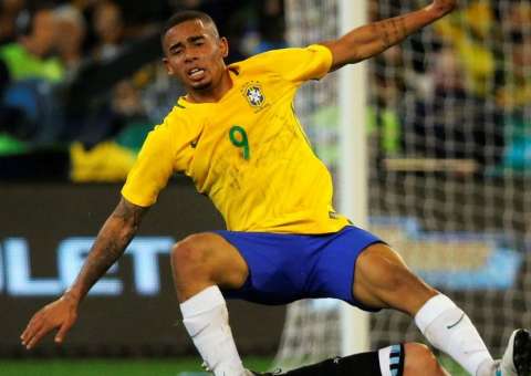 Após derrota em amistoso, Gabriel Jesus vai parar em hospital