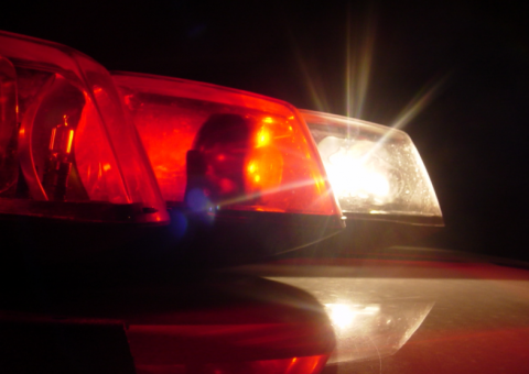 Soldado é espancado com paus e pedras após ser confundido com bandido em Manaus