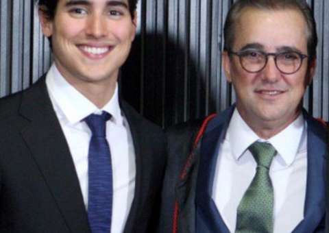 Ator da série '13 Reasons Why' e do próximo filme de 'X-Men' é filho de ministro do TSE