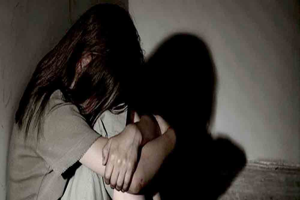 Criança denuncia namorado da mãe por estupro, mas prisão do suspeito é negada