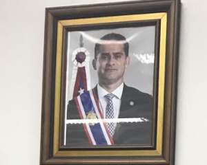 Governo do Amazonas com a cara de David 