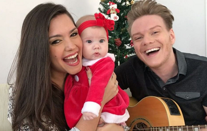 Thais Fersoza e Michel Teló realizam 'charraiá' para filho Teodoro