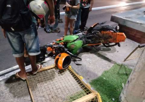 Playboy atropela e mata mototaxista em avenida de Manaus