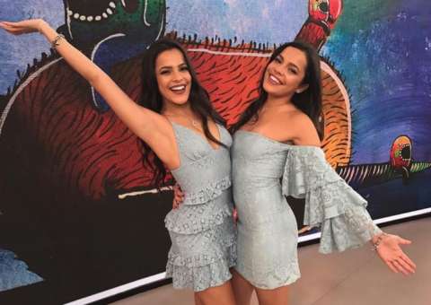 Ex-BBBs Emilly e Mayla rebolam muito em show de Wesley Safadão