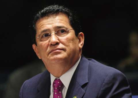 Alfredo Nascimento é absolvido de acusação pelo STF