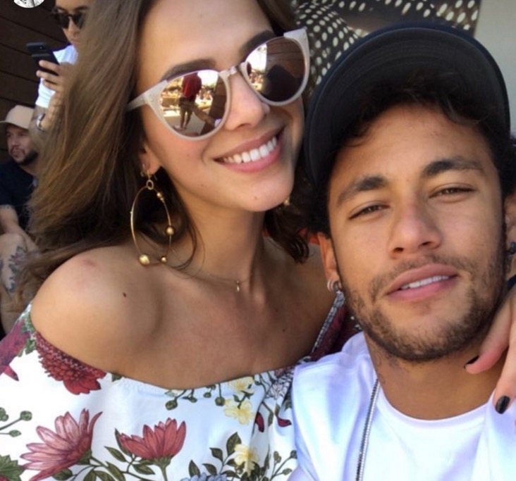 Bruna Marquezine mostra 'ninho do amor' após noitada romântica com Neymar 