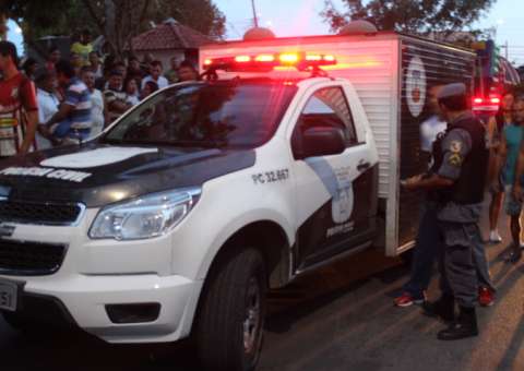 Com sinais de degolamento, homem é encontrado morto dentro de casa em Manaus
