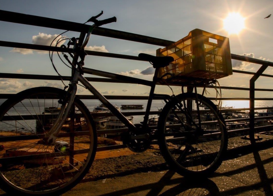 Manaus Pedala: Cotidiano dos ciclistas manauaras ganha exposição