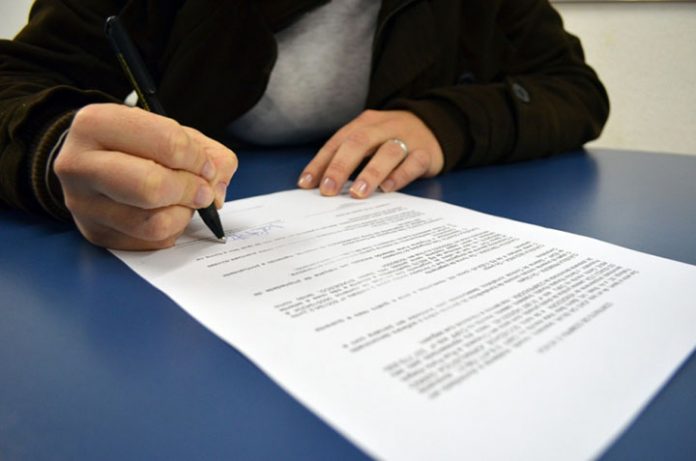 Estudantes têm até esta sexta-feira para renovar contrato do Fies 