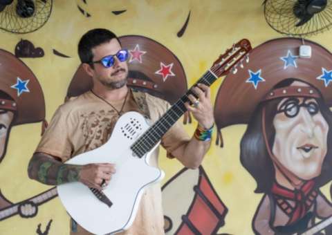 Axerito Bar faz especial Noite de Beiradão neste sábado