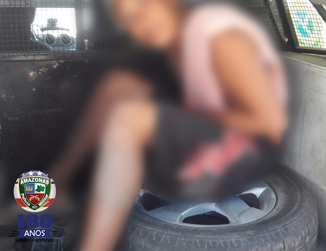 Homem é preso acusado de esfaquear 'amigo' em flutuante de Manaus