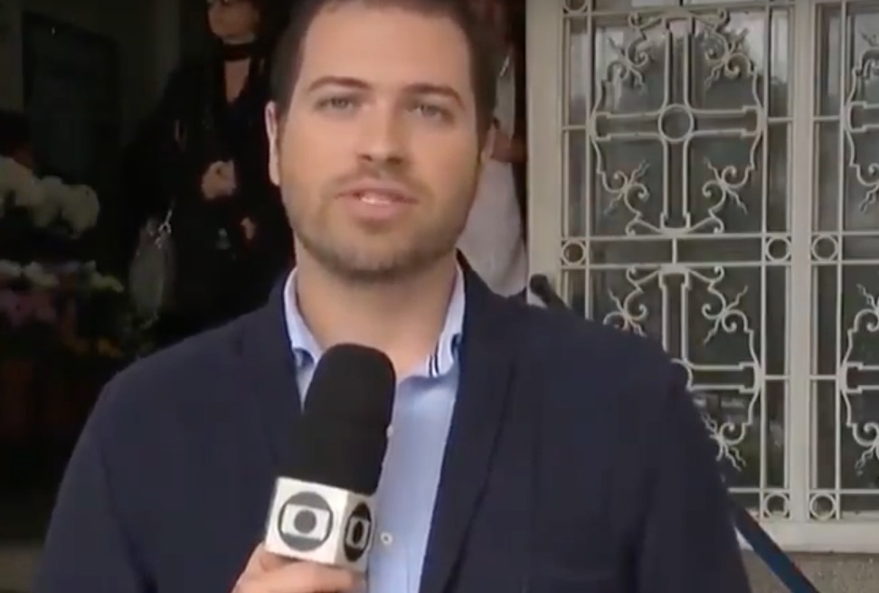 Repórter do Jornal Hoje comete gafe sobre morte  ao vivo e vira piada na web; assista