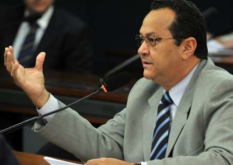 PRB de Silas vai apoiar Amazonino para o Governo