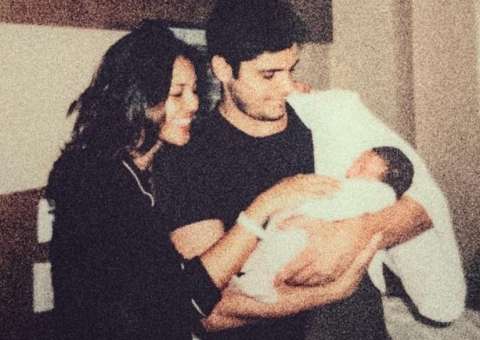 Bruno Gissoni posa com filha e comentário de Yanna Lavigne entrega que eles voltaram a se seguir