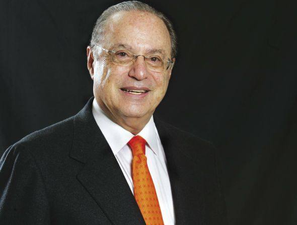 Corte francesa condena Maluf a três anos de prisão