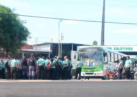 Sinetram diz que pagamentos estão em dia e acionará justiça para impedir greve dos rodoviários
