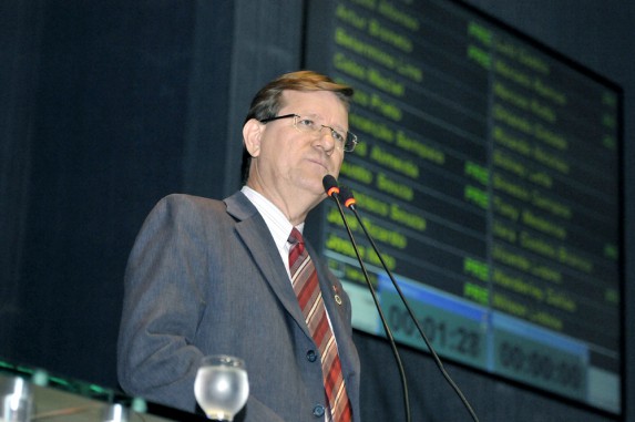 José Ricardo diz que não utilizará recursos da Aleam durante sua campanha eleitoral