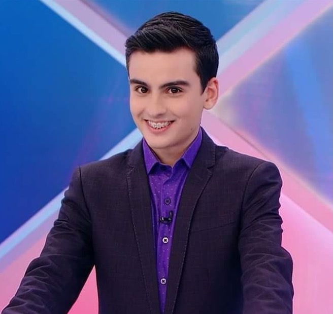 Suposto namorado de Dudu Camargo expõe apresentador na web e relata agressão