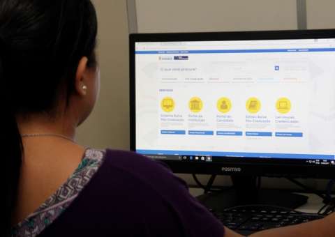 Em Manaus, Bolsa Pós-Graduação tem 5 mil inscritos em uma semana