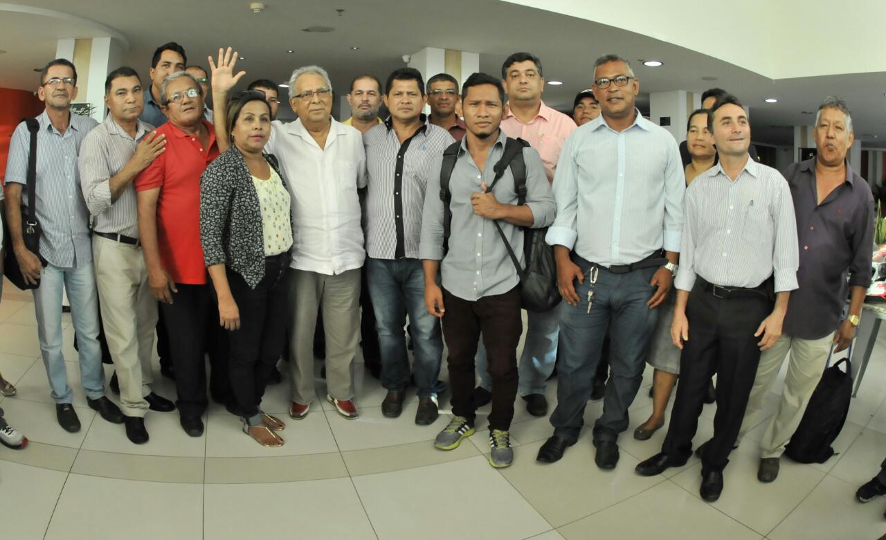 Pescadores declaram apoio a Amazonino Mendes 