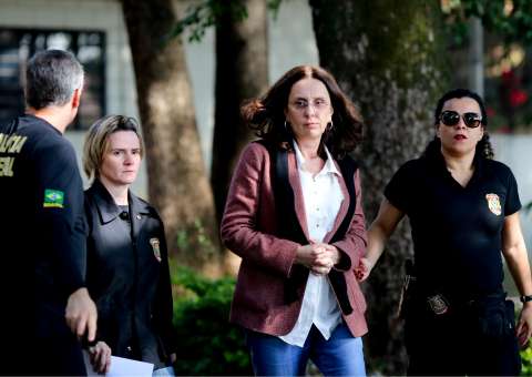 Andrea Neves, irmã de Aécio, deixa a prisão