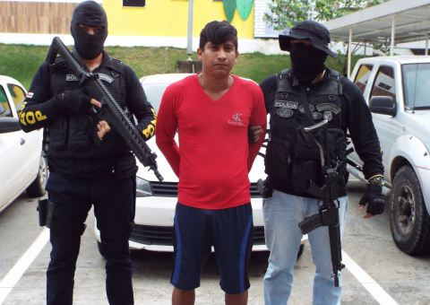 Denúncia anônima revela localização de foragido do Compaj em Manaus