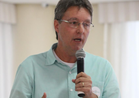  Luiz Castro renuncia ao uso do “cotão” durante campanha eleitoral