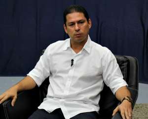 Marcelo Ramos é igual  a cada um de nós. Esse o seu defeito