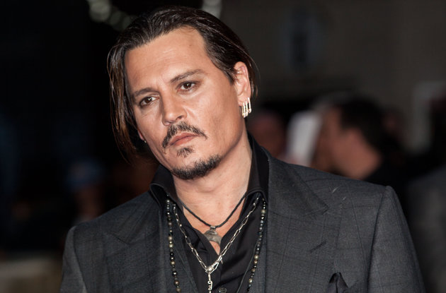 Johnny Depp faz piada sobre assassinar Donald Trump e divide opiniões 