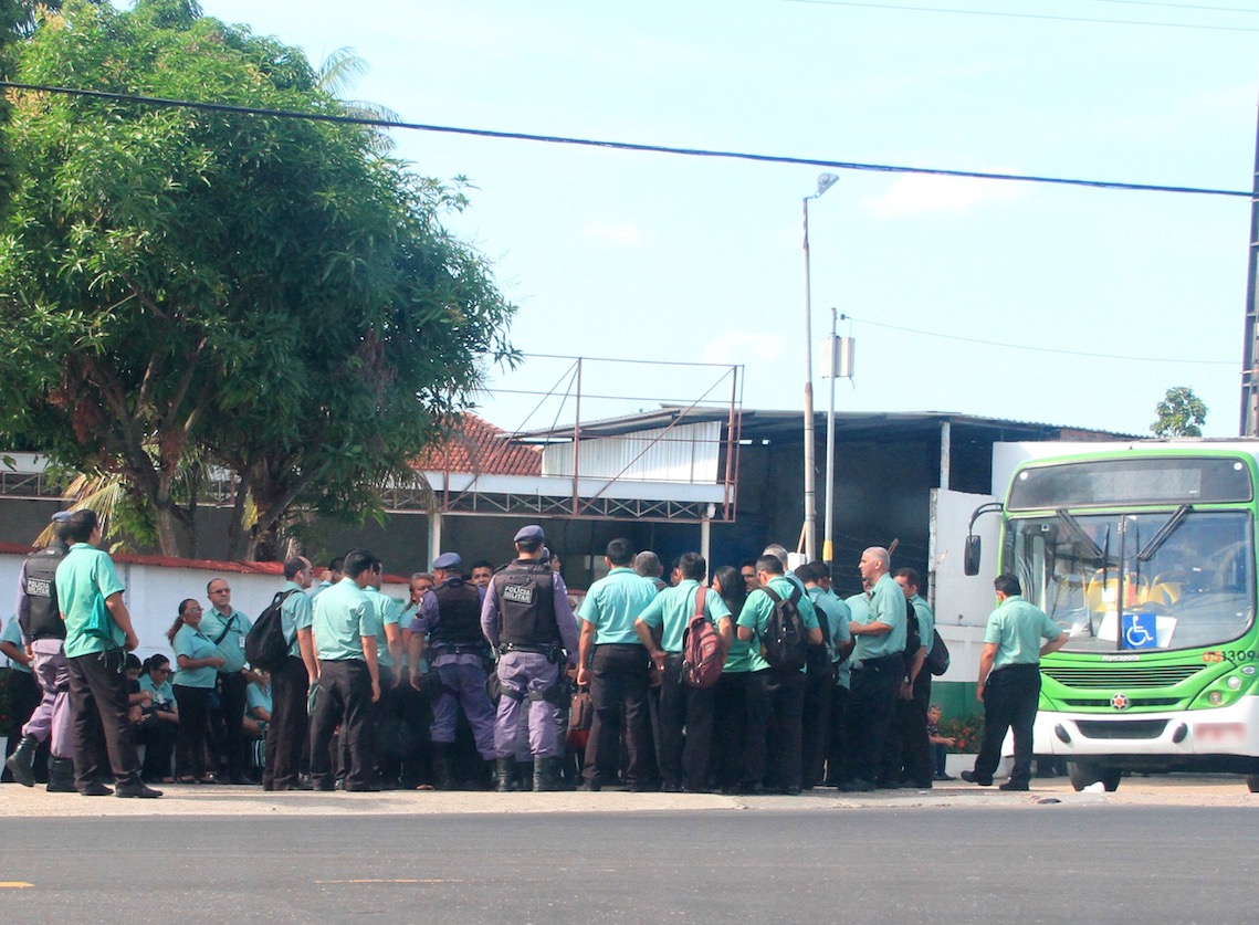 Em menos de seis meses, rodoviários já fizeram mais de 40 paralisações em Manaus