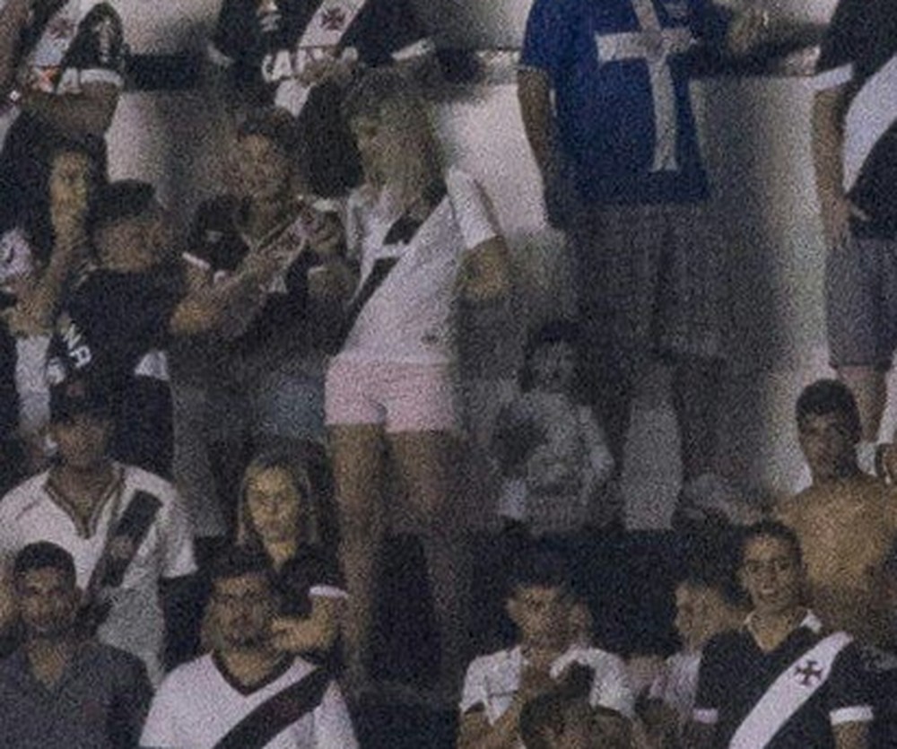  ‘Fantasma de São Januário’ viraliza na internet e homem desvenda mistério 