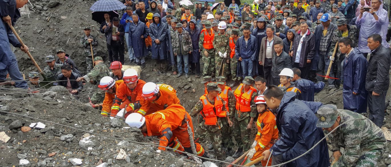 Deslizamento de terra na China deixa mais de 140 pessoas desaparecidas