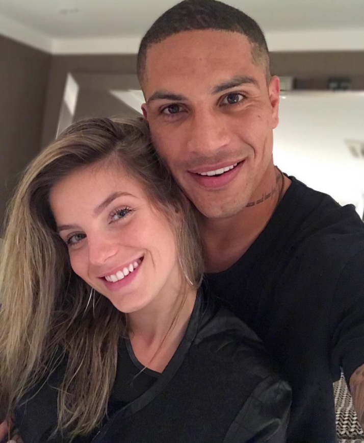 Paolo Guerrero aparece em selfie ao lado de nova namorada brasileira