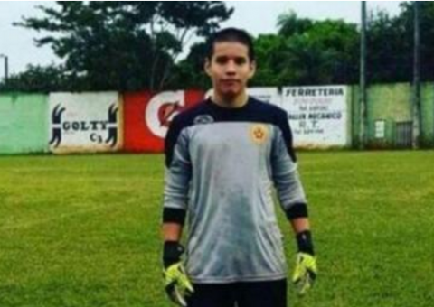 Goleiro de 16 anos morre após levar bolada no Paraguai
