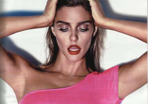 Fernanda Lima completa 40 anos melhor do que nunca; veja fotos da beldade