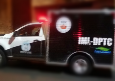 Com farda do Solon de Lucena, corpo de homem é encontrado em prédio abandonado de Manaus