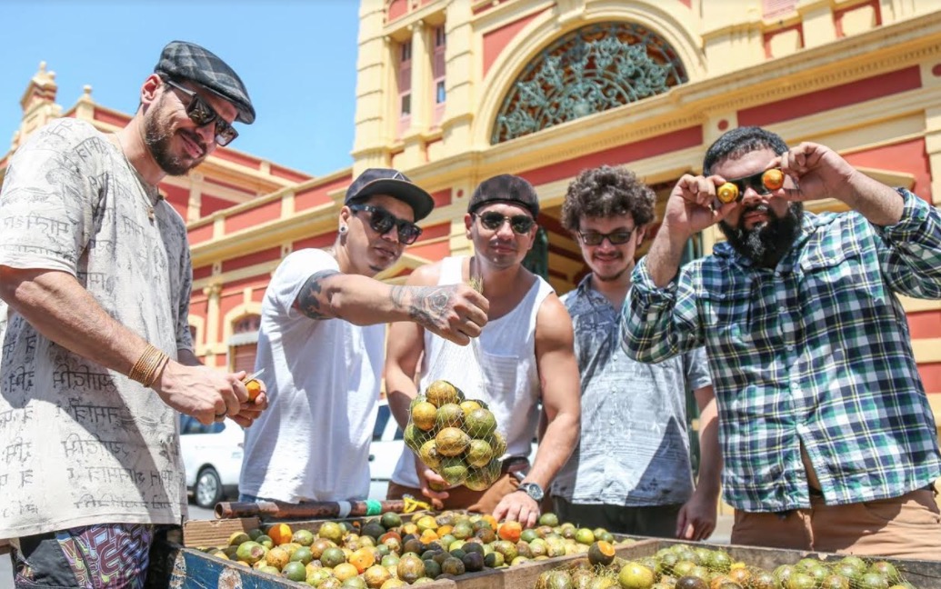 Mao Hostel Bar apresenta Qua$imorto&Tucumanus 