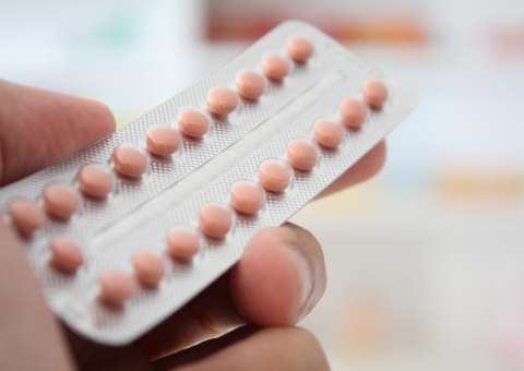 Anvisa suspende venda e uso de lotes de anticoncepcional 