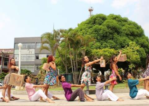 Balé Folclórico leva cultura popular regional ao Teatro Amazonas