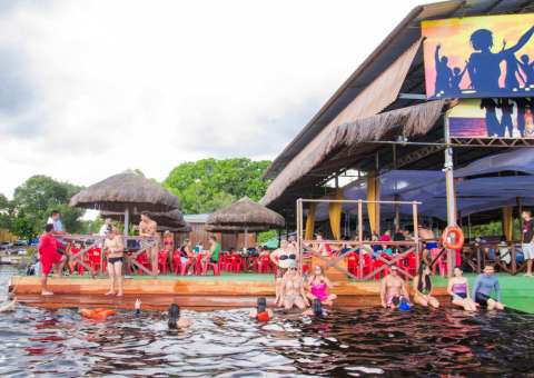Temporada do Verão Paradise começa com e-music e sertanejo em Manaus