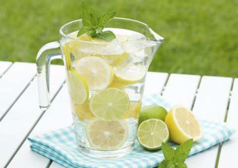 Depois de saber disso você vai querer beber limonada todos os dias