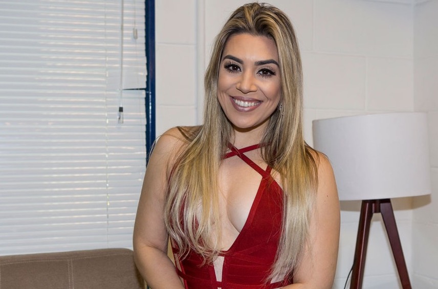 Naiara Azevedo é a grande atração da Festa dos Visitantes em Parintins