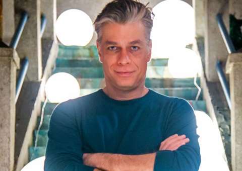 Fábio Assunção pede que funcionária de hospital seja readmitida